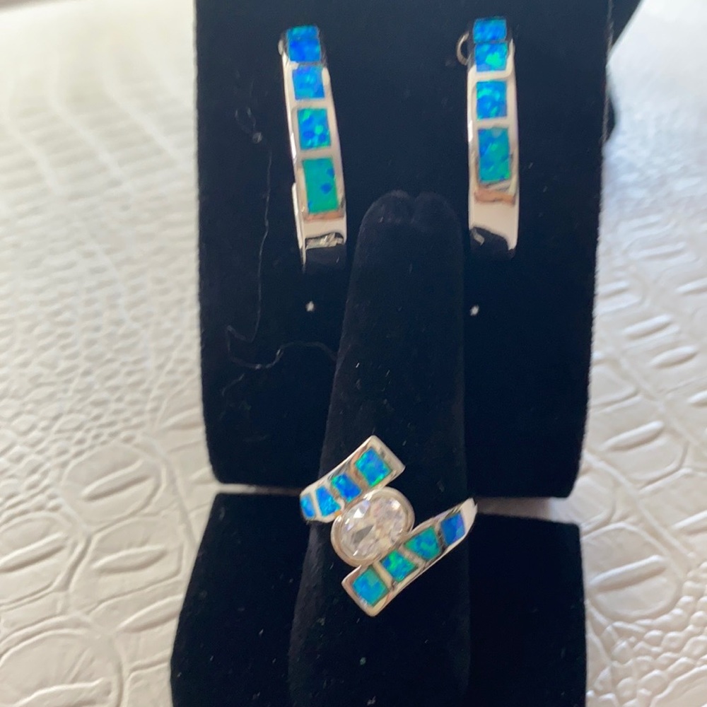 Tesori Mondo Blue Green Fire Opal Earrings& Ring